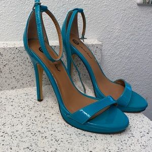 Pumps open toe